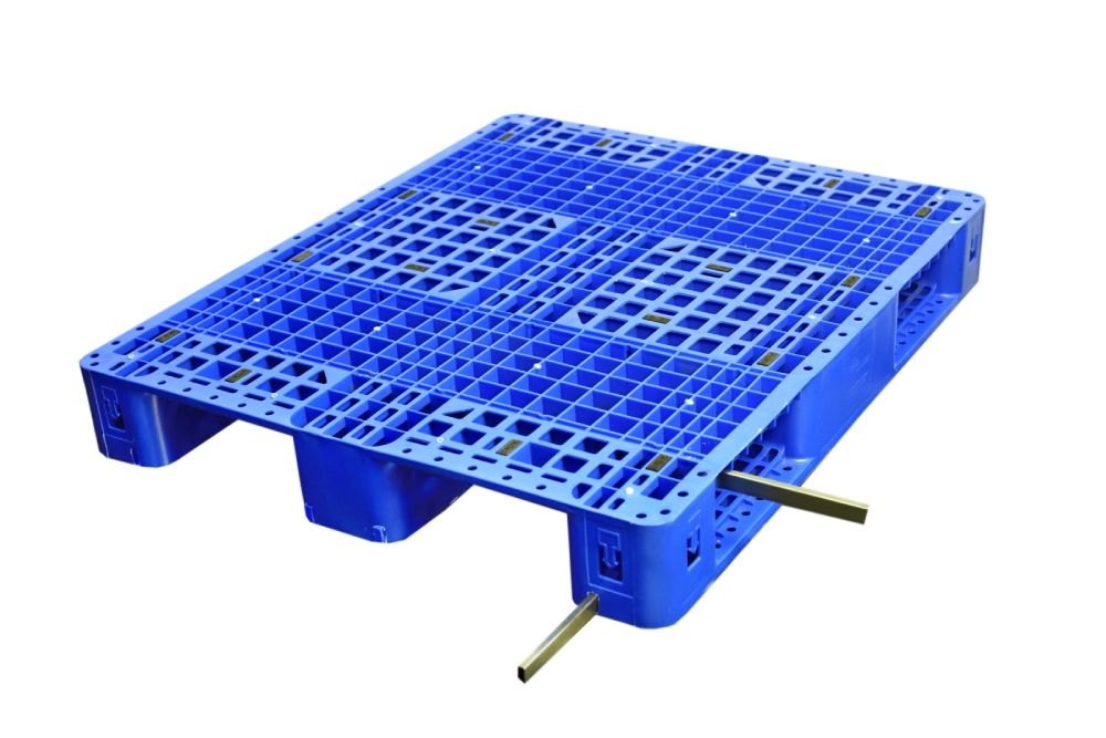 Steel and Plastic Pallets In Dubai